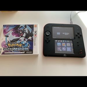 Nintendo 2DS & Pokémon Ultra Moon